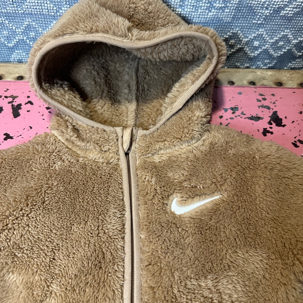 NIKE infant brown fuzzy teddy bear coat sz 12 mo - NWT - Picture 2 of 7